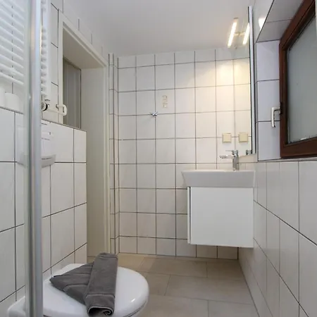 Kajuete Im Reethus Lägenhet Prerow